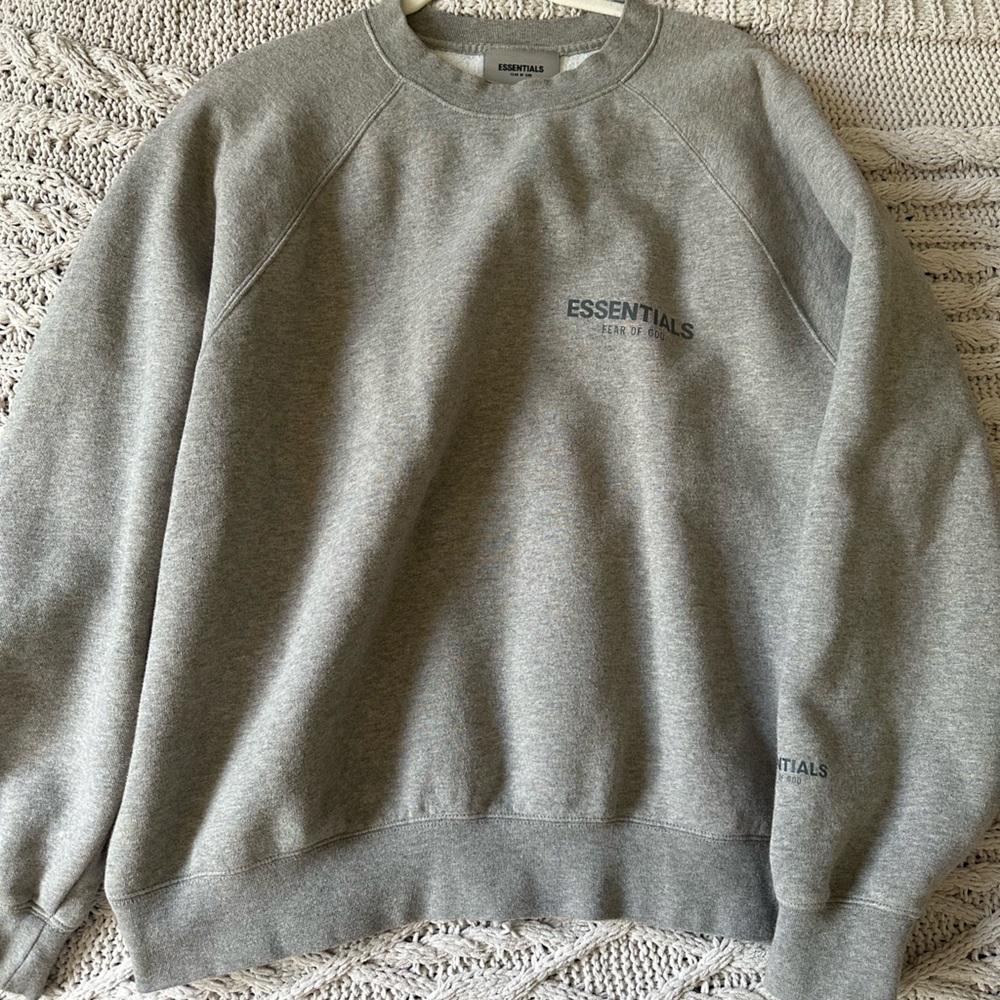 Essentials Sweatshirt